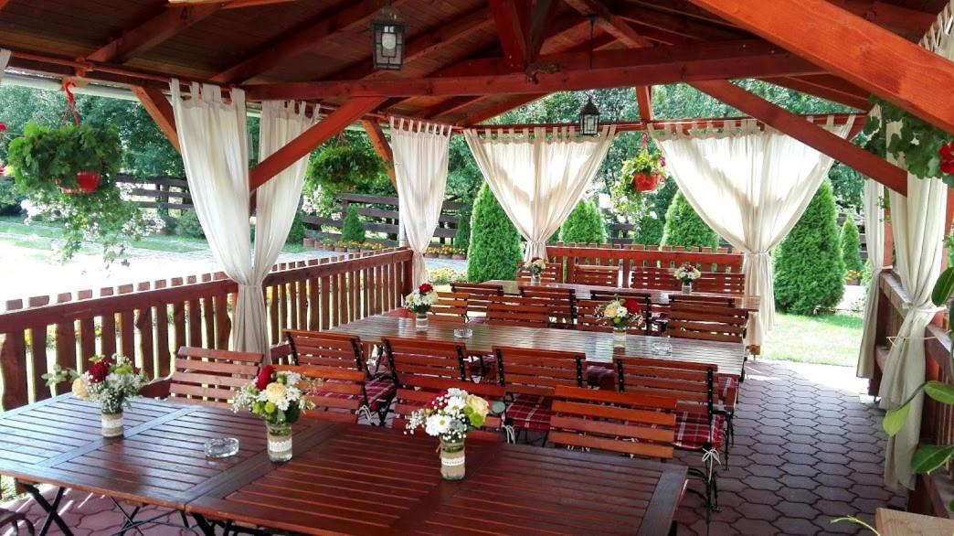 Olimpia Villa Tibod Exterior foto